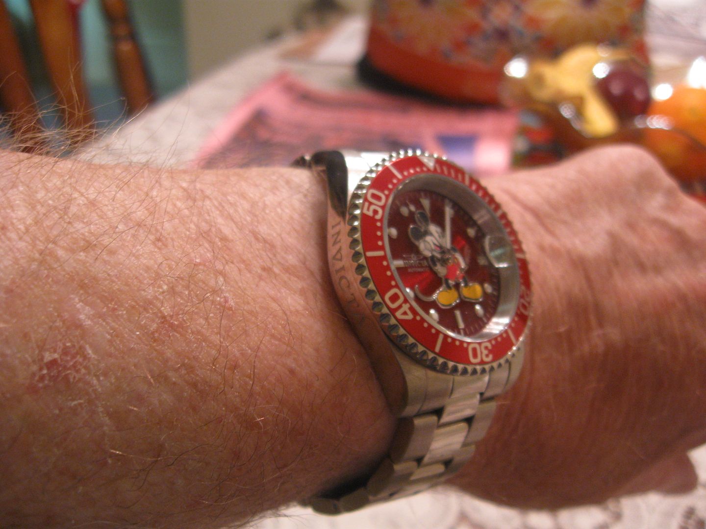 invicta mickey mouse pro diver